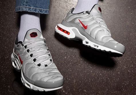 Nike Air Max Plus 'Silver Bullet' 